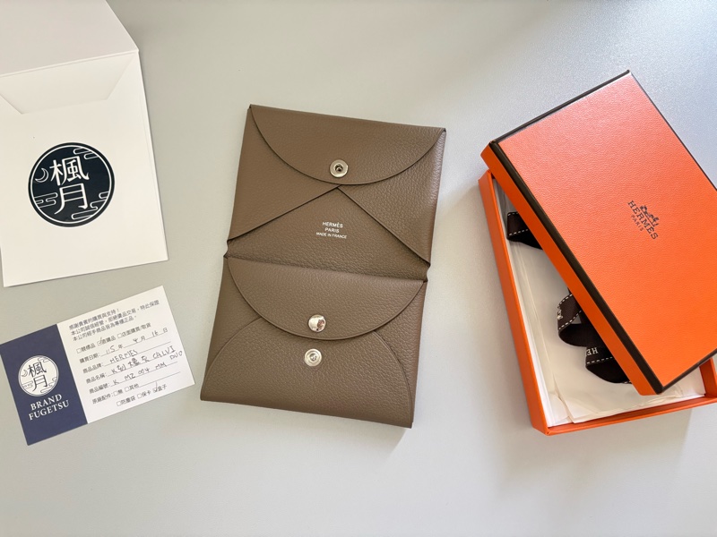 HERMES K刻大象灰CALVI DUO 女款卡夾-1