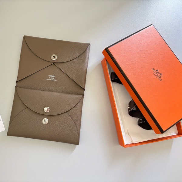 HERMES K刻大象灰CALVI DUO 女款卡夾-18