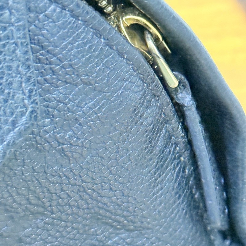 88新✨櫃上破十萬的L V後背包🏅好揹好看的黑色🖤 耐用牛皮小書包-50