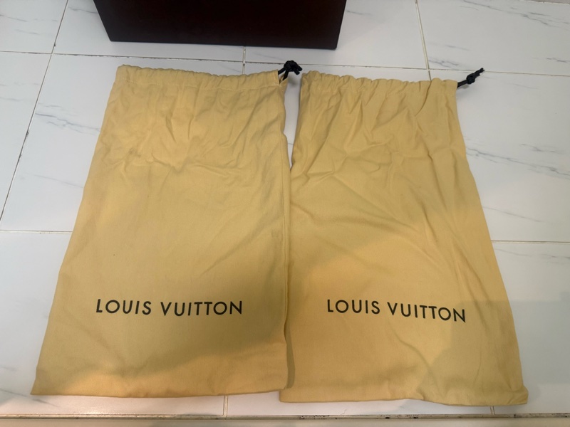 Louis Vuitton咖啡牛皮金釦莫卡辛便鞋-9