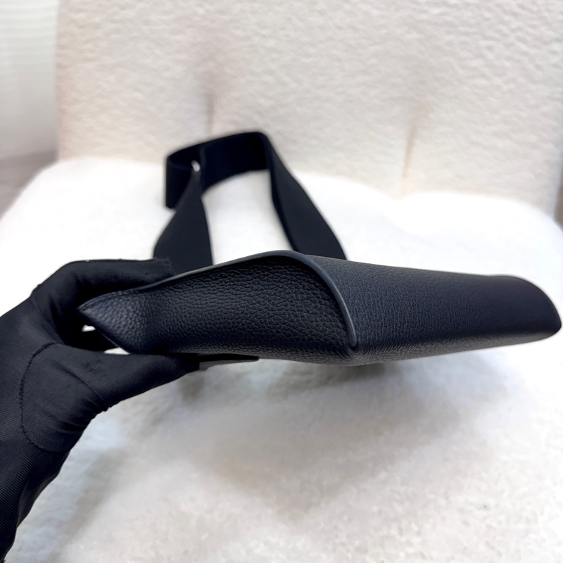 愛馬仕餐盤包Hermès Videpoches 黑色Togo皮帆布背袋肩背包 H084283-10