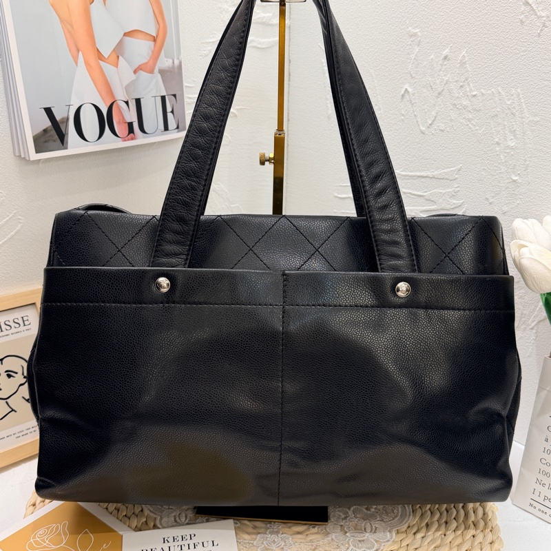 Chanel Caviar Skin tote bag-1