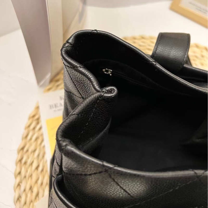 Chanel Caviar Skin tote bag-15