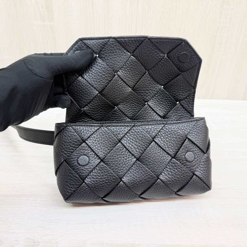 BV黑編織牛皮Diago 腰包805773V4FV18803-7