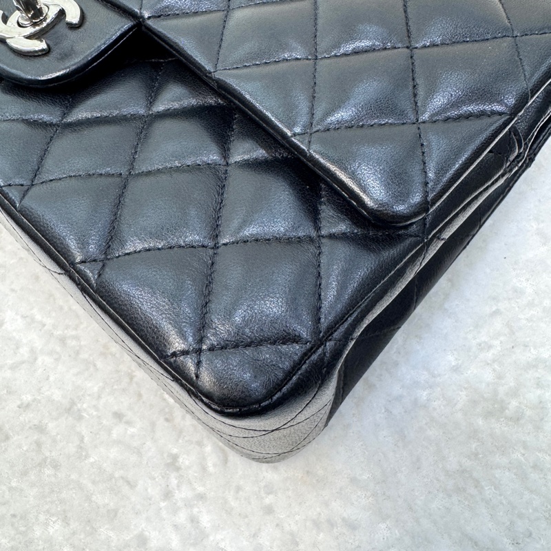 🕯️超優惠香奈兒CHANEL Classic Flap 25cm黑銀羊皮雙蓋口蓋包 A01112優雅大氣 🖤-20