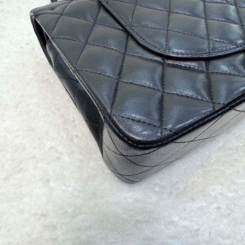 🕯️超優惠香奈兒CHANEL Classic Flap 25cm黑銀羊皮雙蓋口蓋包 A01112優雅大氣 🖤-23