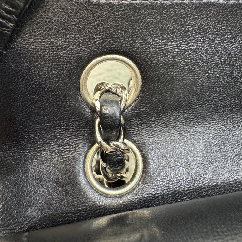 🕯️超優惠香奈兒CHANEL Classic Flap 25cm黑銀羊皮雙蓋口蓋包 A01112優雅大氣 🖤-25