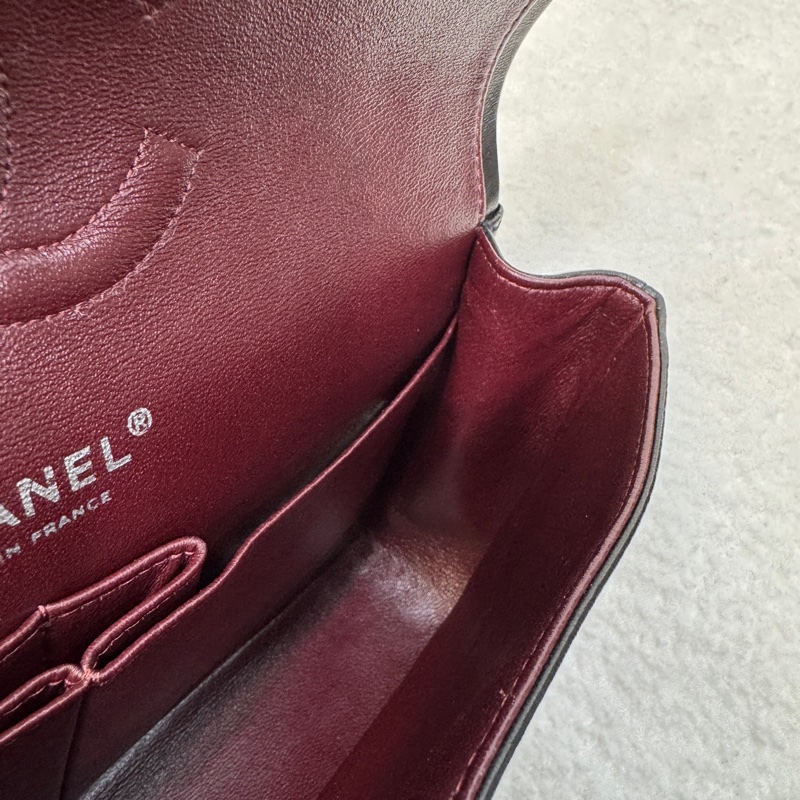 🕯️超優惠香奈兒CHANEL Classic Flap 25cm黑銀羊皮雙蓋口蓋包 A01112優雅大氣 🖤-34