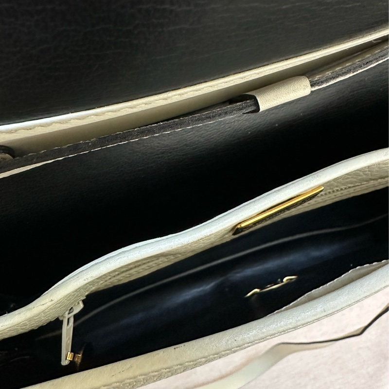 Dior 白色手提 斜背包 豬鼻扣荔枝牛皮-3