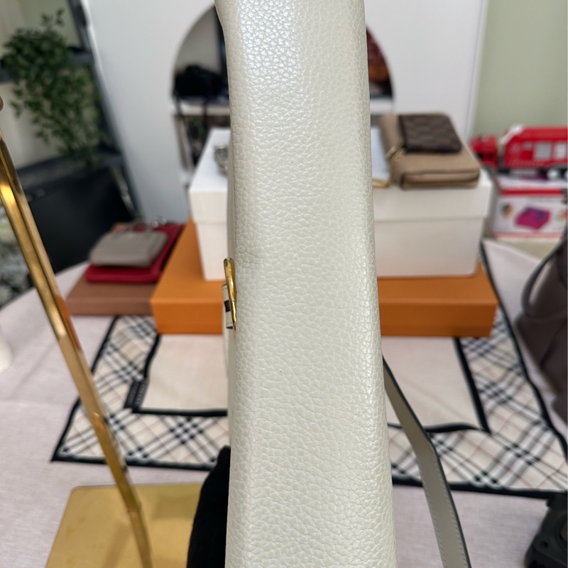 Dior 白色手提 斜背包 豬鼻扣荔枝牛皮-12