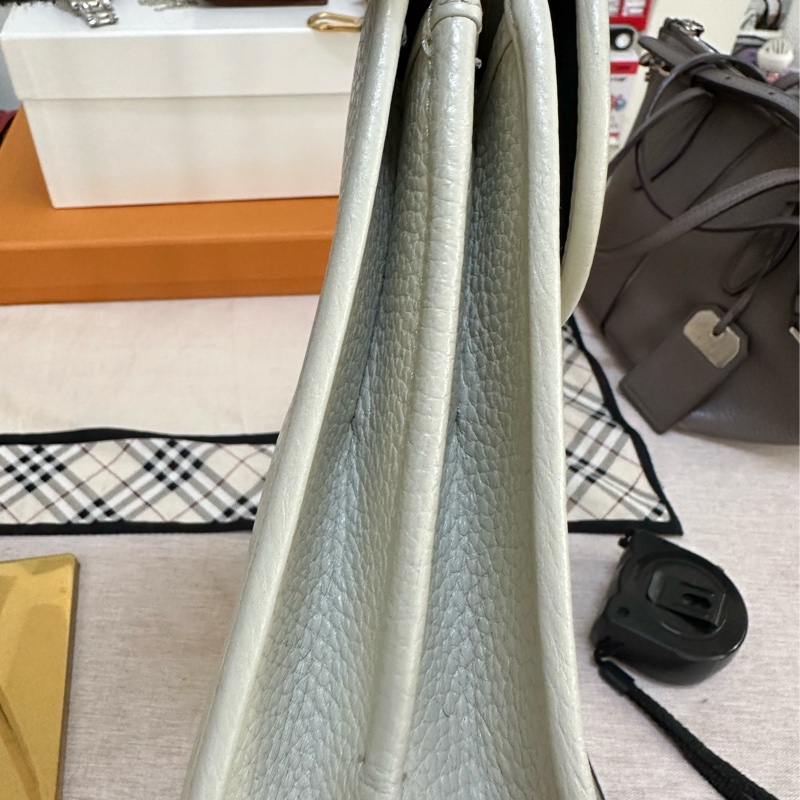 Dior 白色手提 斜背包 豬鼻扣荔枝牛皮-15