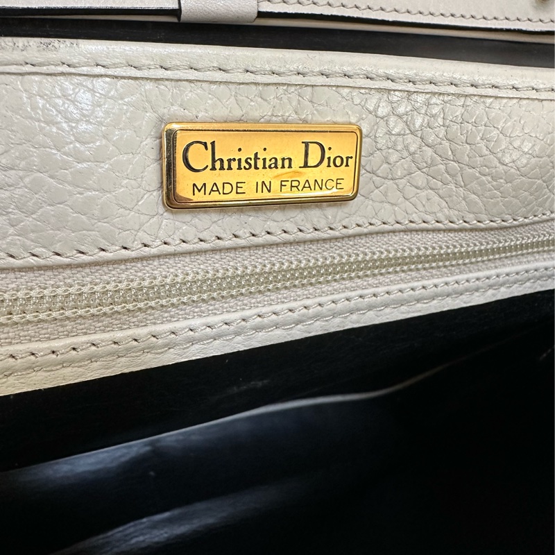 Dior 白色手提 斜背包 豬鼻扣荔枝牛皮-26