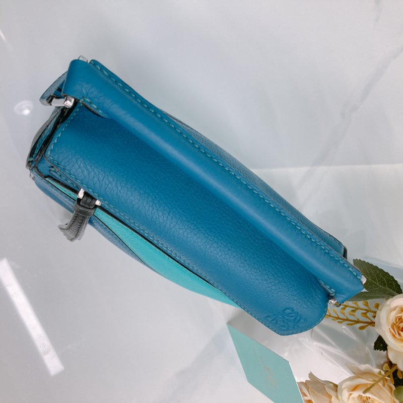 MS0682 Loewe 羅意威 迷你 拼圖包 牛皮 手提 斜背 單肩 黑色 綠色 藍色 銀扣 Mini Puzzle Bag Calfskin Blue,Green and Black X PHW-10