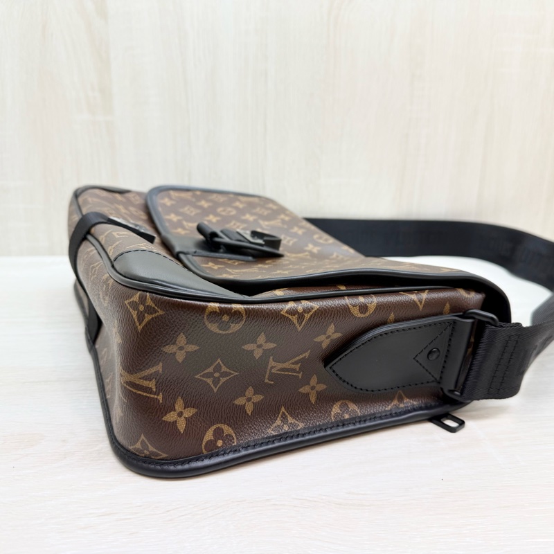 LV原花ArchyMessengerGM郵差包M46371-3