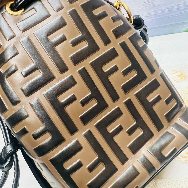 Fendi 水桶包-6