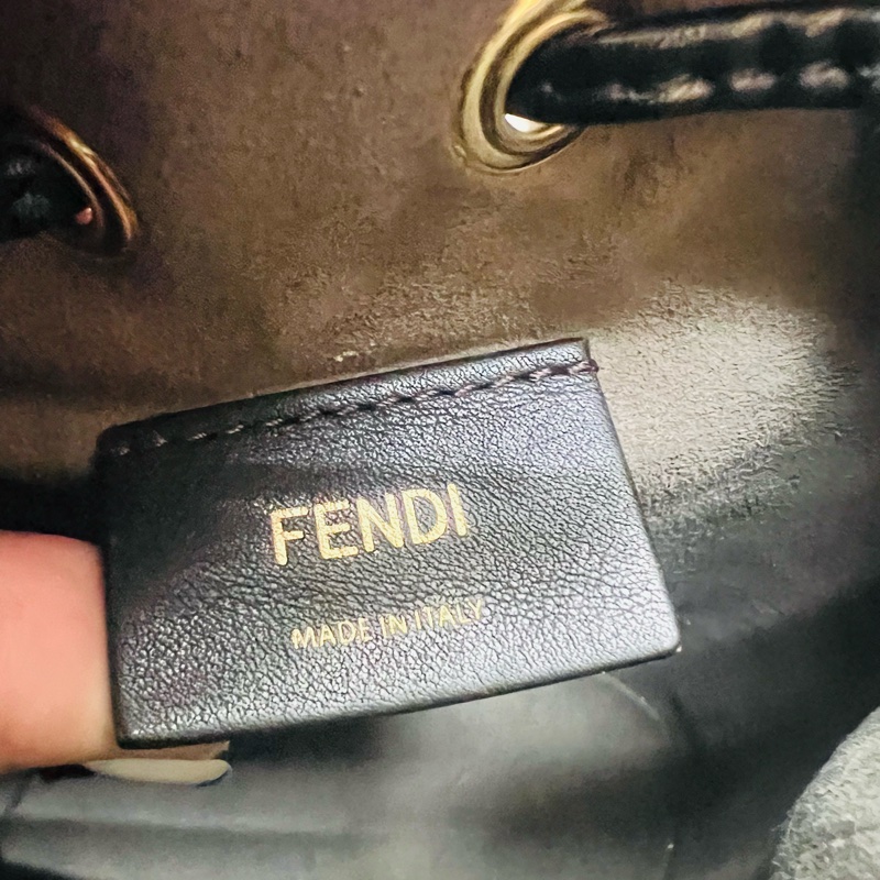 Fendi 水桶包-7