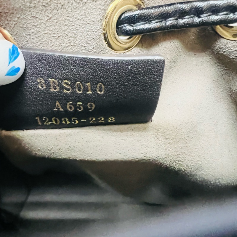 Fendi 水桶包-8