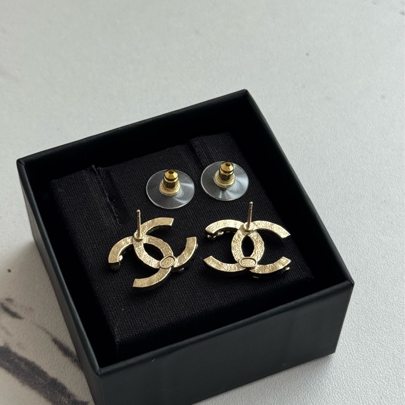 chanel淡金雙C小鑽耳環 美❤️‍🔥❤️‍🔥❤️‍🔥-7
