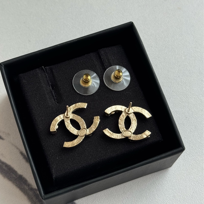 chanel淡金雙C小鑽耳環 美❤️‍🔥❤️‍🔥❤️‍🔥-8