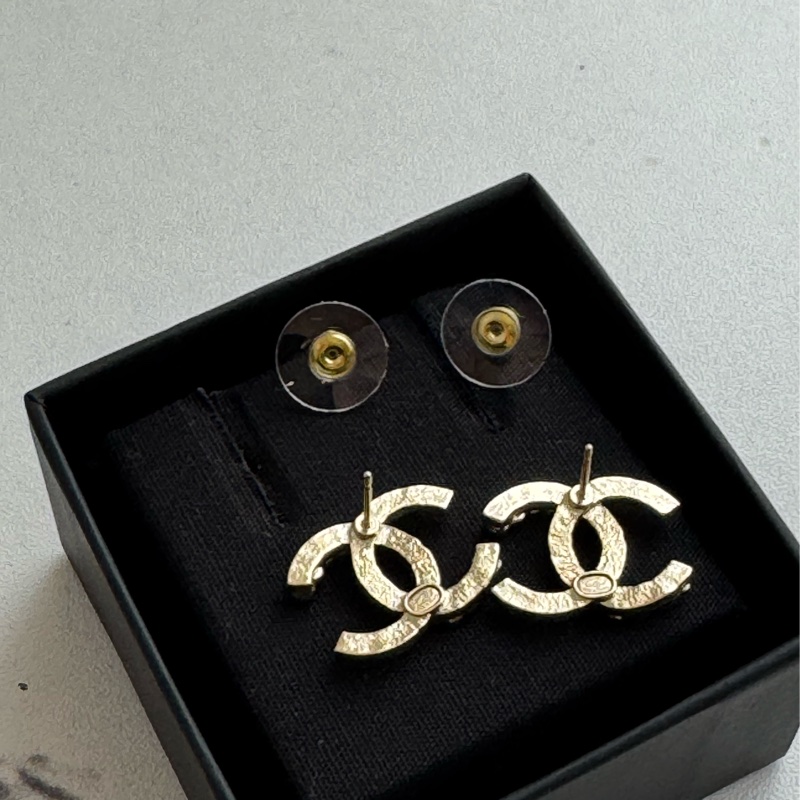 chanel淡金雙C小鑽耳環 美❤️‍🔥❤️‍🔥❤️‍🔥-11
