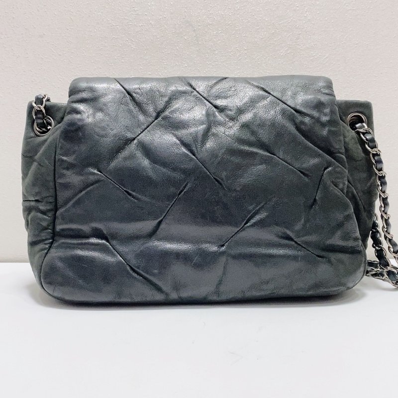 Chanel 黑銀褶皺珠光牛皮  雲朵包鏈條包 24×33×12cm 98新配件塵袋-7