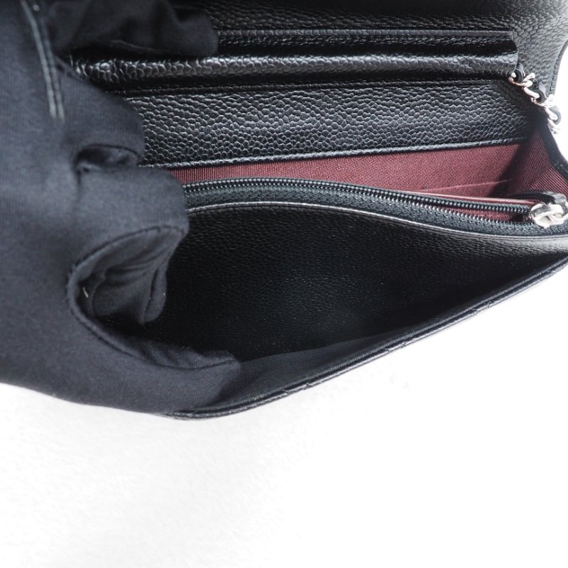 CHANEL Wallet On Chain WOC 黑色銀扣鏈帶肩背包-13