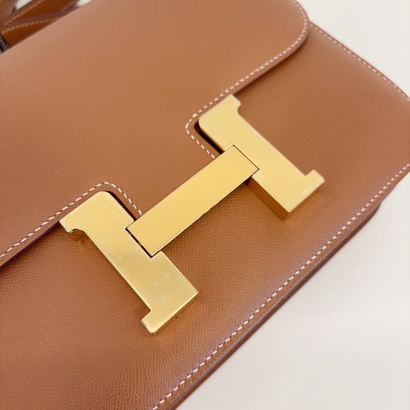 閒置新 Hermes愛馬仕 金棕金扣 康康Constance24 Epsom皮 肩背斜背包-10