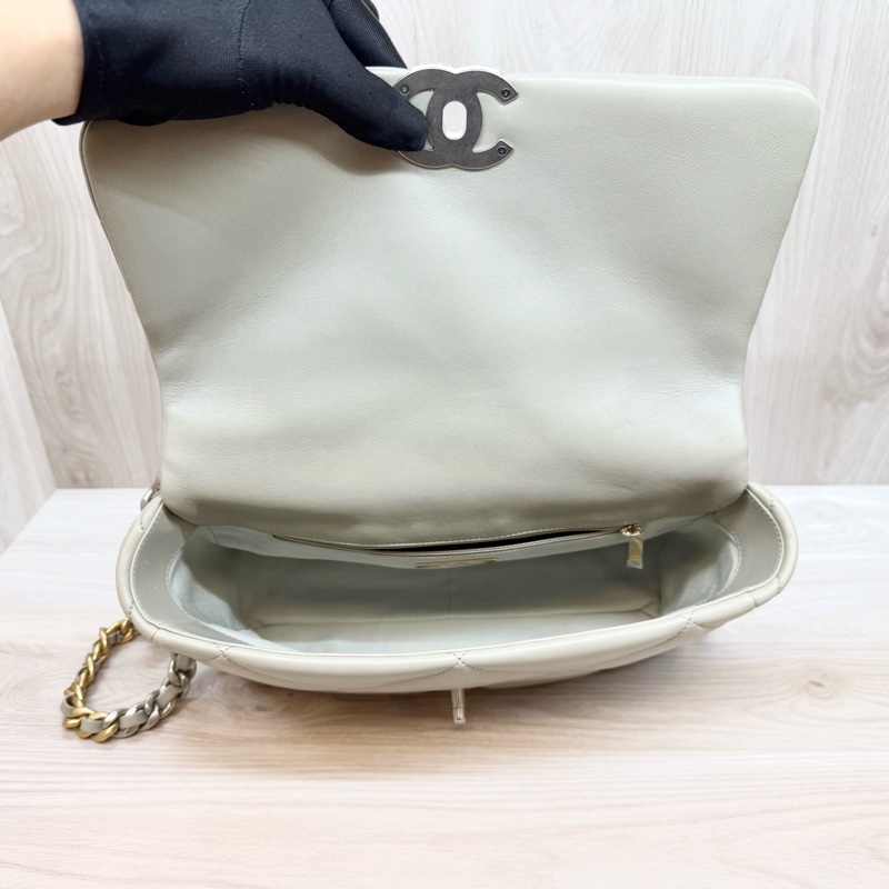 Chanel（超新✨鼠尾草灰中號19包/AS1161B-8