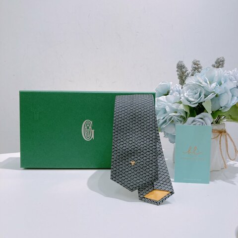 TW4804	Goyard 戈雅經典花紋領帶Tie Eldredge Bicolore Gris