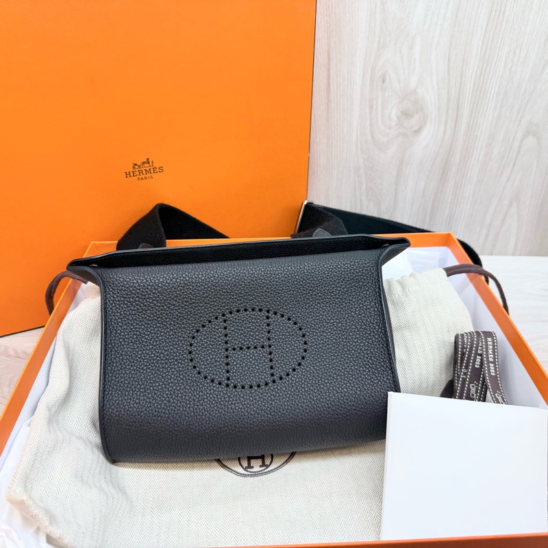 HERMES New💕黑色TOGO皮Videpoches帆布背袋肩背包 H084283-2
