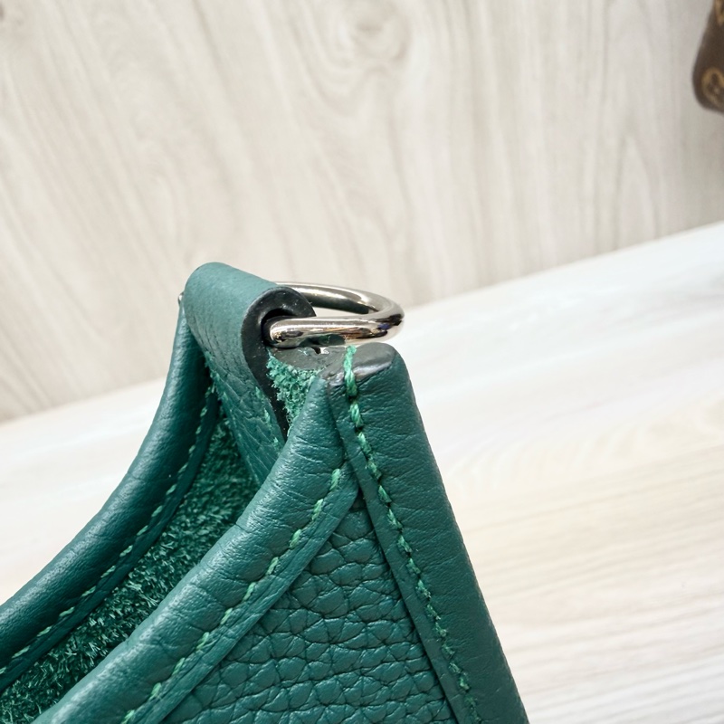 Hermes💚眩暈綠U4T/C皮銀釦mini Evelyne-11
