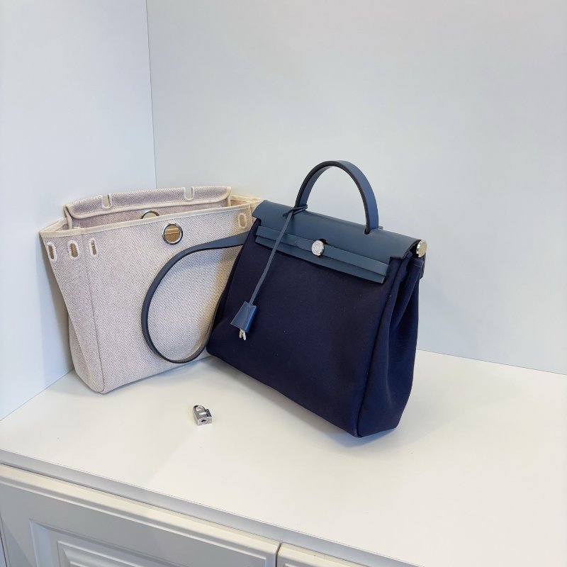 Hermes愛馬仕 Herbag31 深藍色銀扣肩背包-3