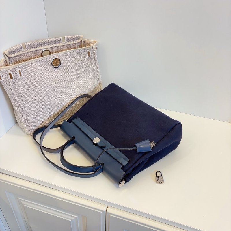 Hermes愛馬仕 Herbag31 深藍色銀扣肩背包-5