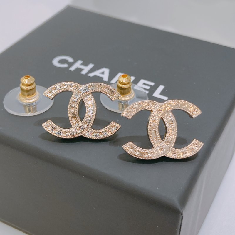 TW4808	Chanel 香奈兒經典CC字耳環 Classic 1.5cm CC Logo Earrings GHW-2