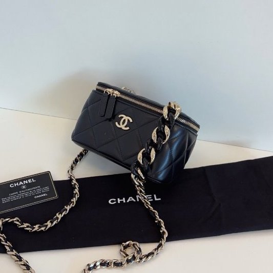 香奈兒/Chanel 黑色淡金扣 化粧包 長盒子 鏈條包-3