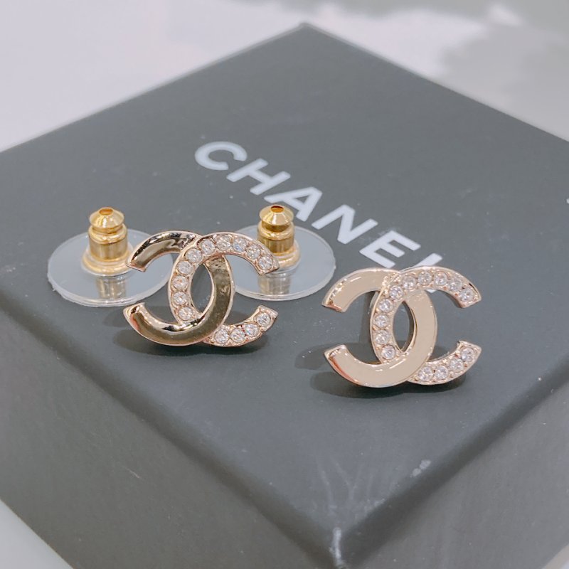 TW4809	Chanel 香奈兒迷你CC字耳環 Mini CC Logo Earrings Crystal x GHW-2