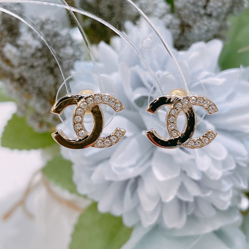 TW4809	Chanel 香奈兒迷你CC字耳環 Mini CC Logo Earrings Crystal x GHW-6