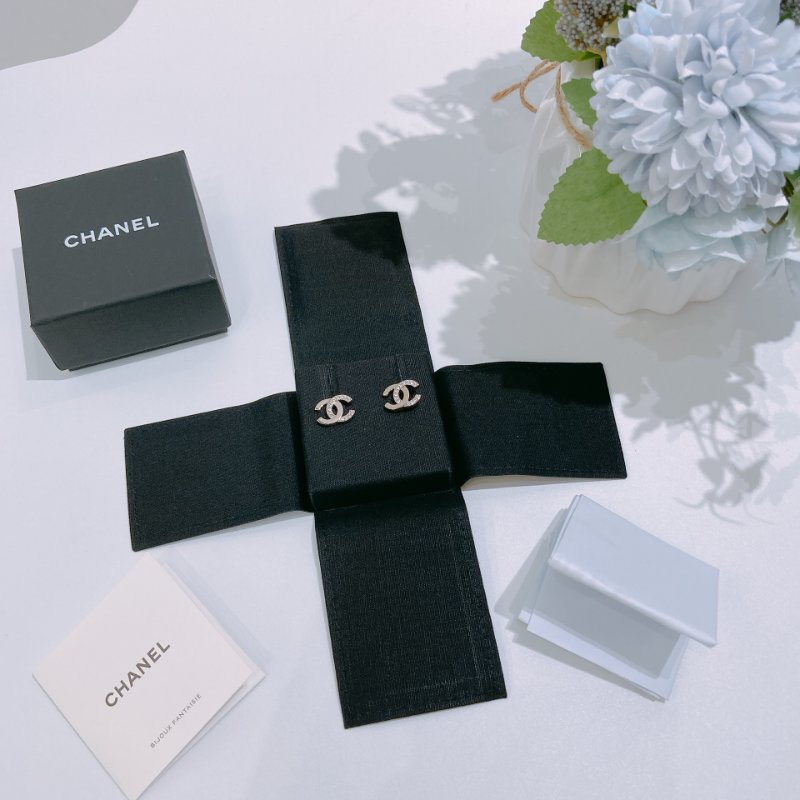 TW4809	Chanel 香奈兒迷你CC字耳環 Mini CC Logo Earrings Crystal x GHW-8