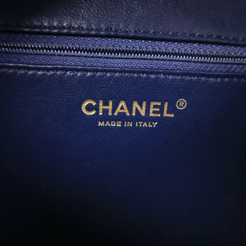 CHANEL 牛皮皮革CC Filigree Vanity Case鏈帶手挽肩背兩用袋-6