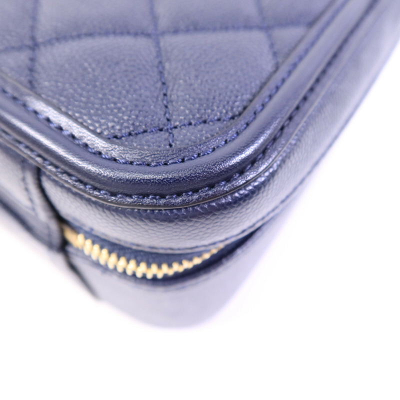 CHANEL 牛皮皮革CC Filigree Vanity Case鏈帶手挽肩背兩用袋-11