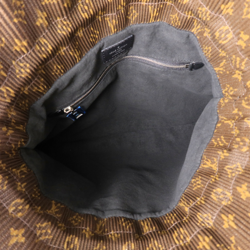 LOUIS VUITTON 塗層帆布Pleated Explorer肩背袋-4
