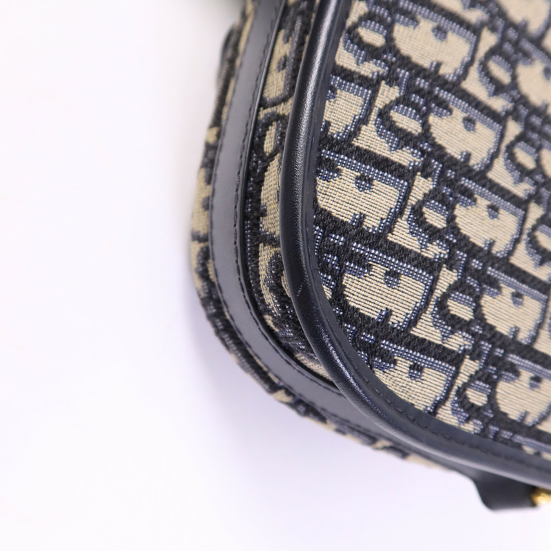 Dior 帆布Bobby Medium金扣肩背袋-12