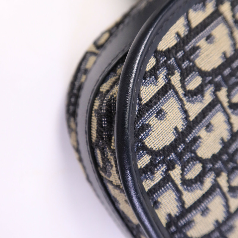 Dior 帆布Bobby Medium金扣肩背袋-13