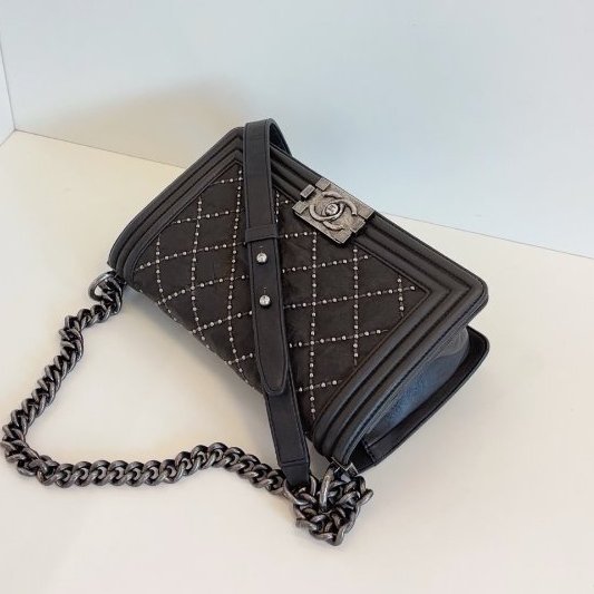 香奈兒/Chanel 黑銀外縫鉚釘格 Leboy 中號 牛皮鏈條包-5