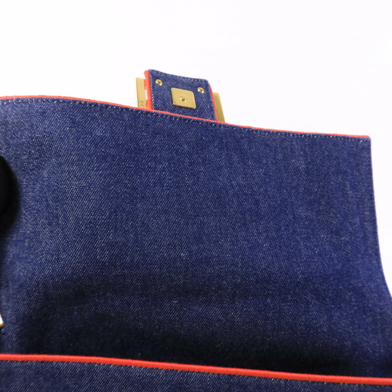 FENDI 牛仔布Bagutte Large手挽肩背兩用袋-14