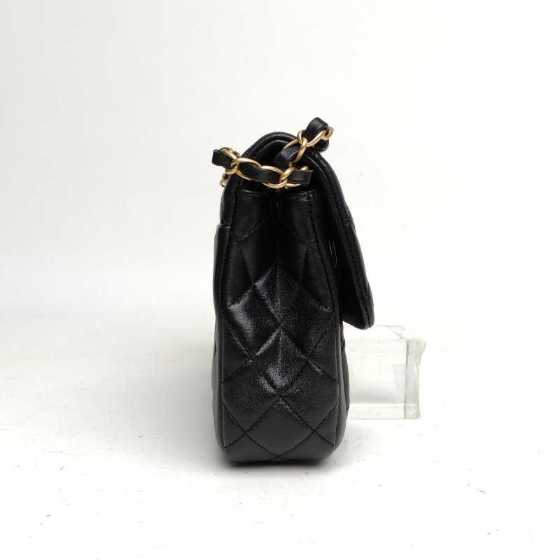 CHANEL 黑色羊皮晶片開金扣23KRabat雙口袋復古郵差包小號23肩背包-3