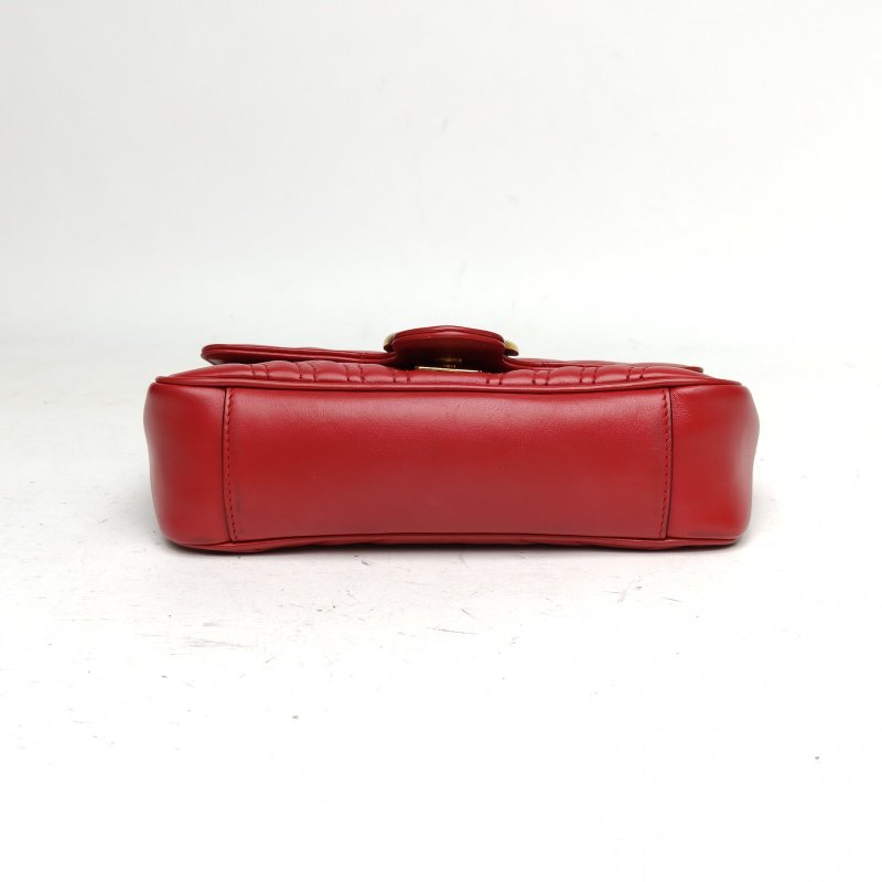 GUCCI GGMarmont肩背包Mini22紅色牛皮金扣肩背包-4