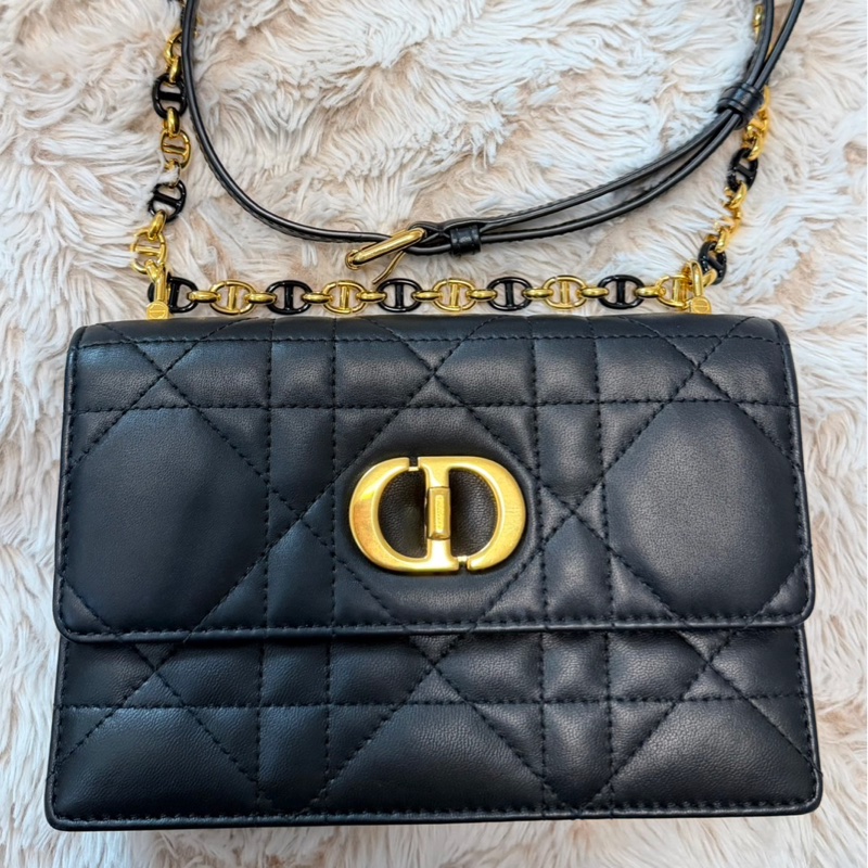 【極致優雅】Dior Miss Caro 黑色羊皮金釦鏈帶包 (中號/18cm)｜近全新 附購證正本｜專櫃在售10萬-3