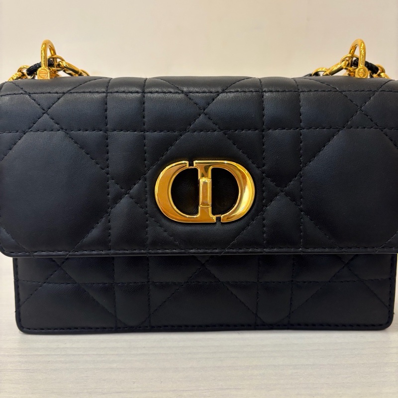 【極致優雅】Dior Miss Caro 黑色羊皮金釦鏈帶包 (中號/18cm)｜近全新 附購證正本｜專櫃在售10萬-10