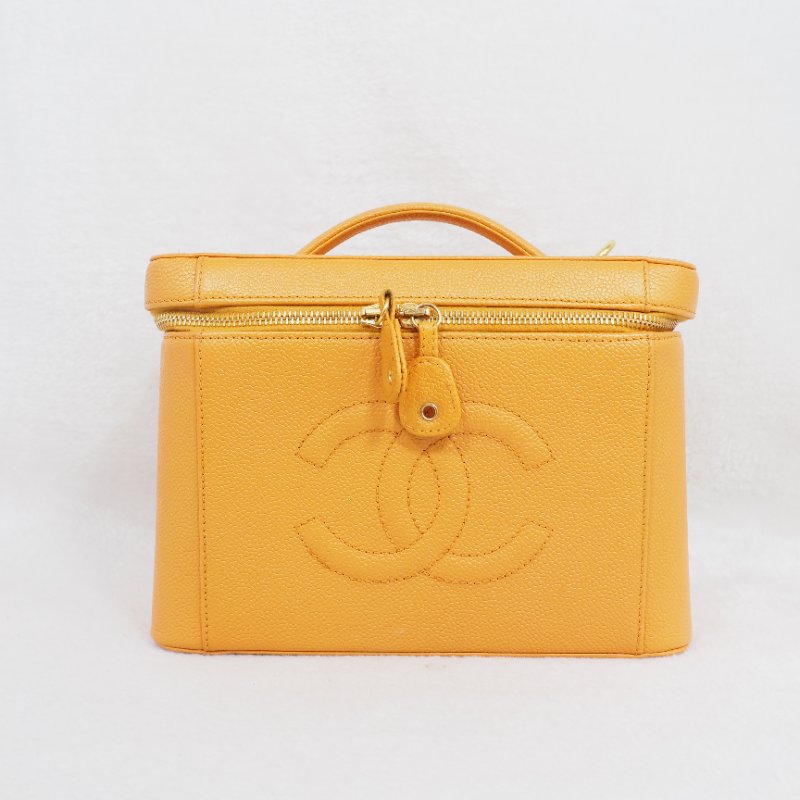 CHANEL Vintage Caviar Vanity Case 琥珀黃荔枝皮化妝箱-0